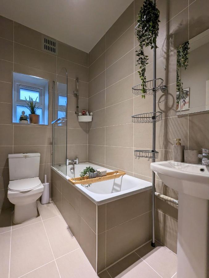 Gorgeous Apartment Wood Green Palmers Green Eksteriør bilde